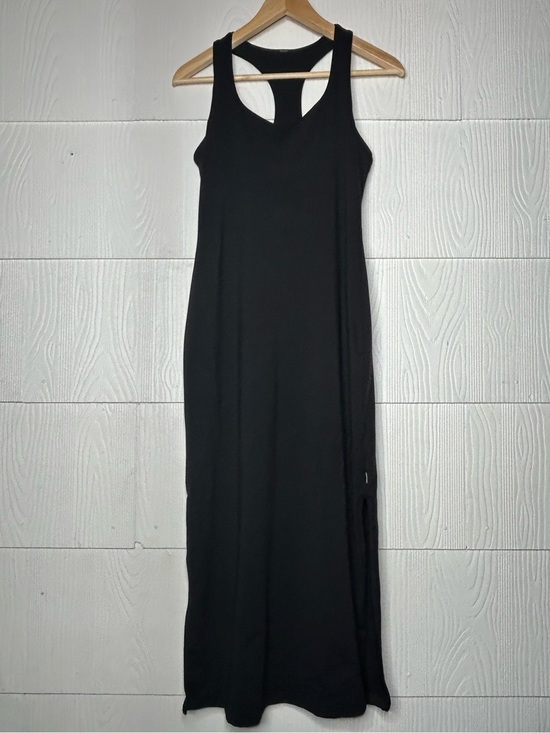 Vuori Dresses & Skirts - Vuori Black Racerback Maxi Dress
